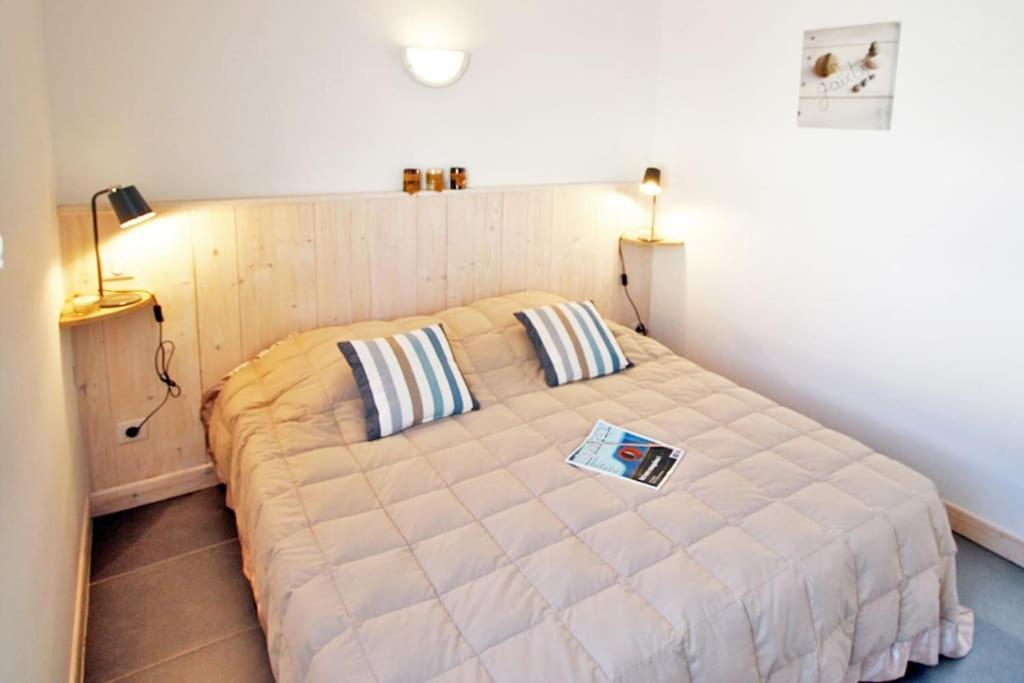 Le Clos Des Flots - La Vague La Flotte Exterior foto